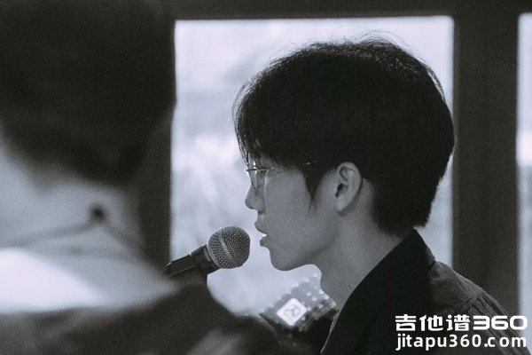 风子《我在南京的夜里》吉他谱 C调弹唱谱 高清版