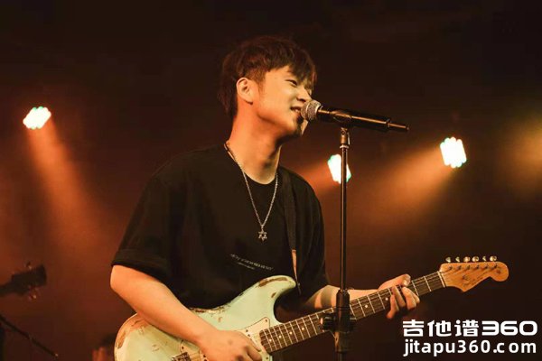 余佳运《再一起》吉他谱 C调弹唱谱 再一起六线谱