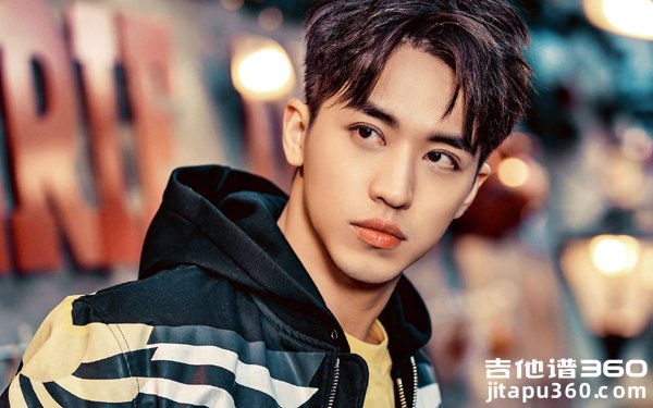 许魏洲《尘埃》吉他谱 弹唱六线谱 图片谱