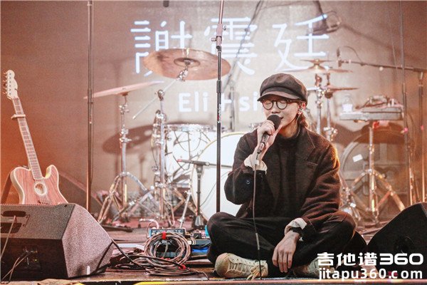 《灯光》吉他谱 谢震廷 原版编配 弹唱谱